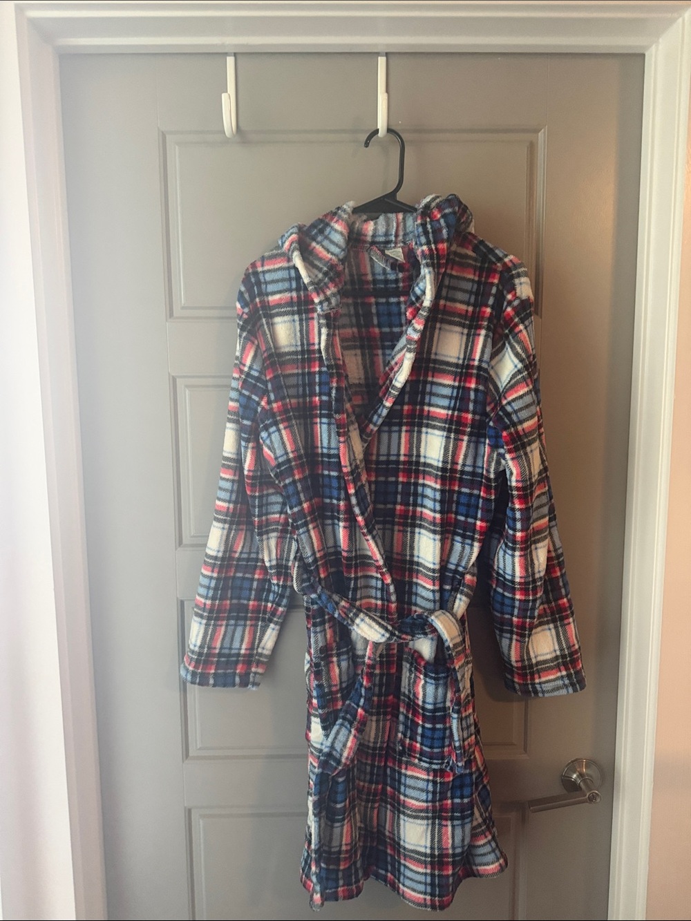 NWOT Kids Plaid Hooded Bathrobe - Red, Navy & White
